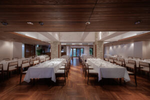 新館1階「テラスコーラル」